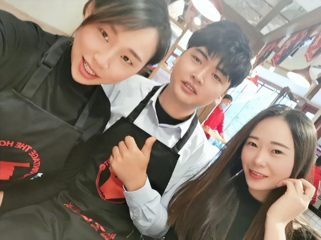 水思源——優(yōu)秀團隊經理“蓉姐”