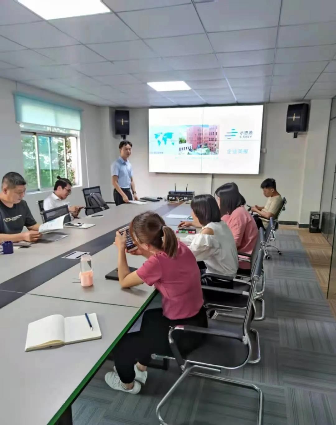 水思源——優(yōu)秀團隊經理“蓉姐”