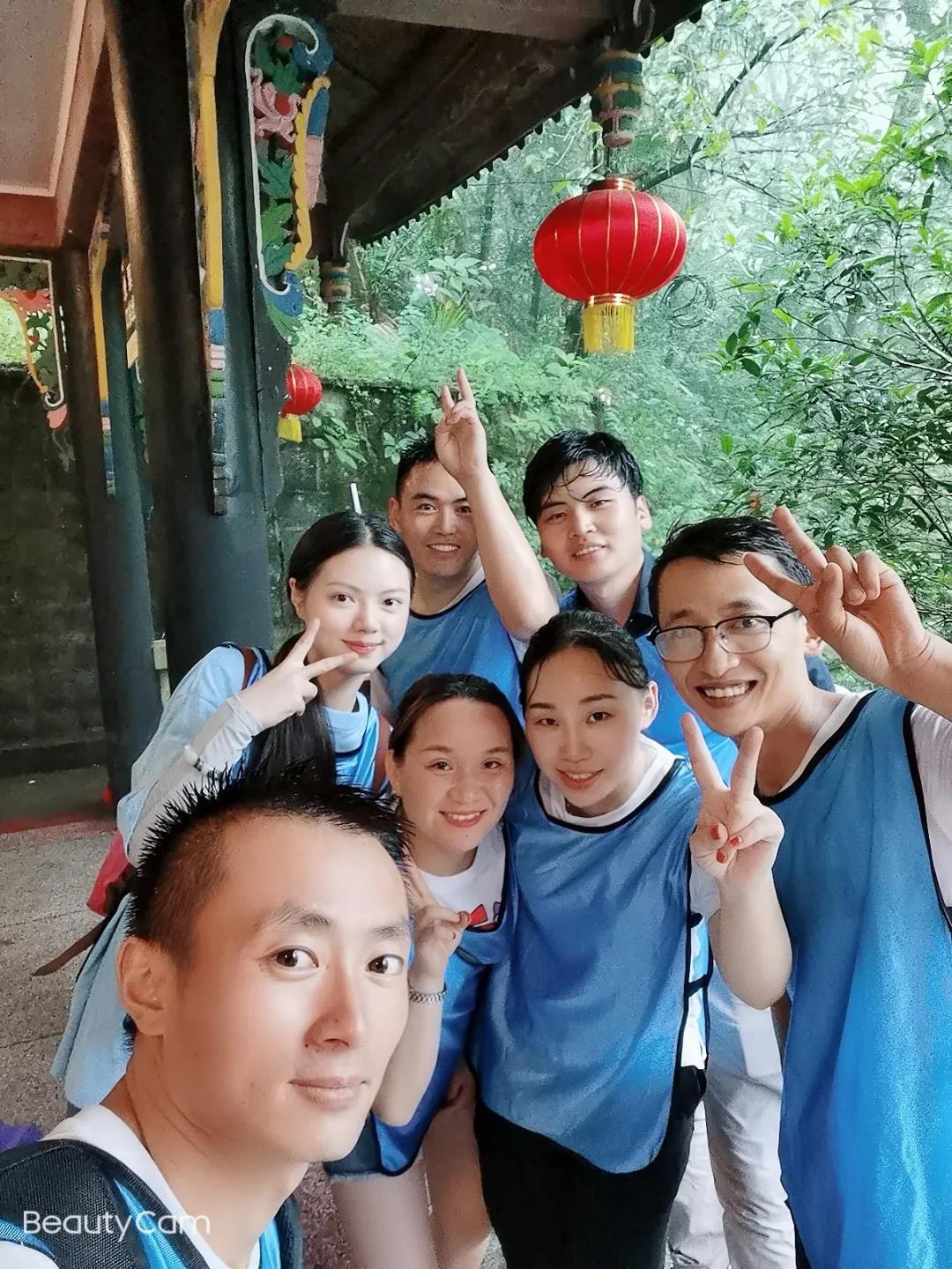 水思源——優(yōu)秀團隊經理“蓉姐”