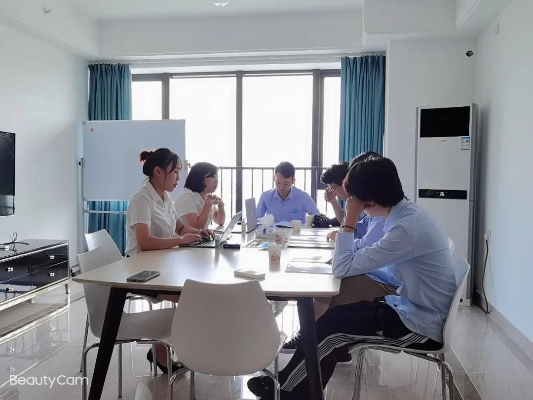 水思源——優(yōu)秀團隊經理“蓉姐”